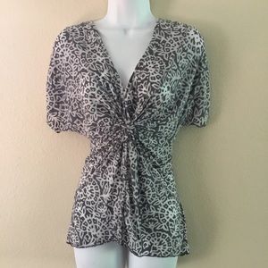 Velvet Brand Gray & White Top size P